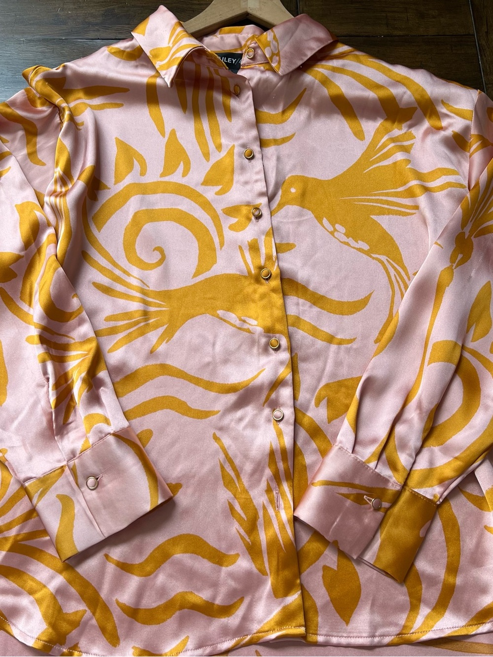 Bailey/44 Tropical Hummingbird Silky Satin Button Down Shirt Pink Yellow XL